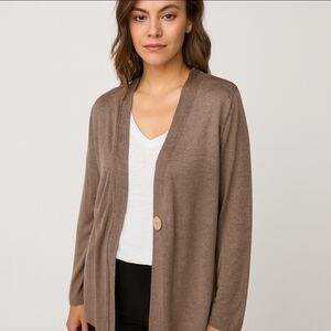 Travel Collection SAND Slinky Knit Cardigan Sweater Sz M Lightweight Draped Lay